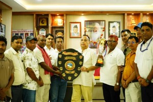 वीरगंज महानगरपालिकाले लगातार तेस्रो वर्ष राष्ट्रपति रनिङ शिल्ड हासिल गर्दै शिल्ड आफ्नो स्थायी स्वामित्वमा,३१ वटा स्वर्ण पदक जित्दै उत्कृष्ट प्रदर्शन