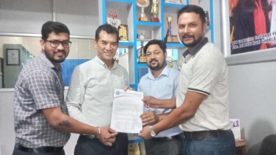 बीरगंजबाट उच्च शिक्षा हासिल गर्न पलायन हुने विद्यार्थीहरुलाई रोक्न प्याब्सन महानगर कमिटीको  प्रोफेसर डाक्टर शाक्य संग बृहत् छलफल