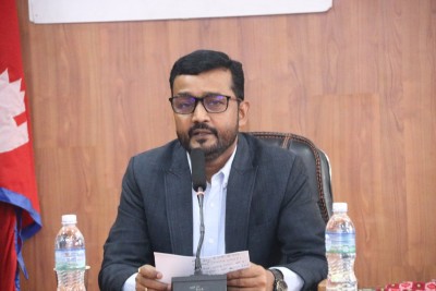संकटमा नागरिकको पक्षमा उभिएको प्रतिनिधिलाई मतदान गर्ने बेला आएको उम्मेदवार यादवको भनाइ