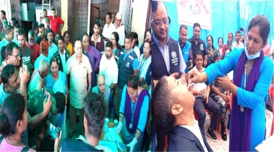 पर्सामा हैजा प्रकोप पूर्ण नियन्त्रणमा नआएपछि खोप अभियान सुरु,प्र.जि.अ सुवेदीले पहिलो खोप खाएर गरे अभियानको औपचारिक शुभारम्भ