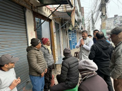 चिया पसलदेखि घरआँगनसम्म पन्तको अभियान,घण्टीको नारा गुन्जियो पर्सा–१ मा