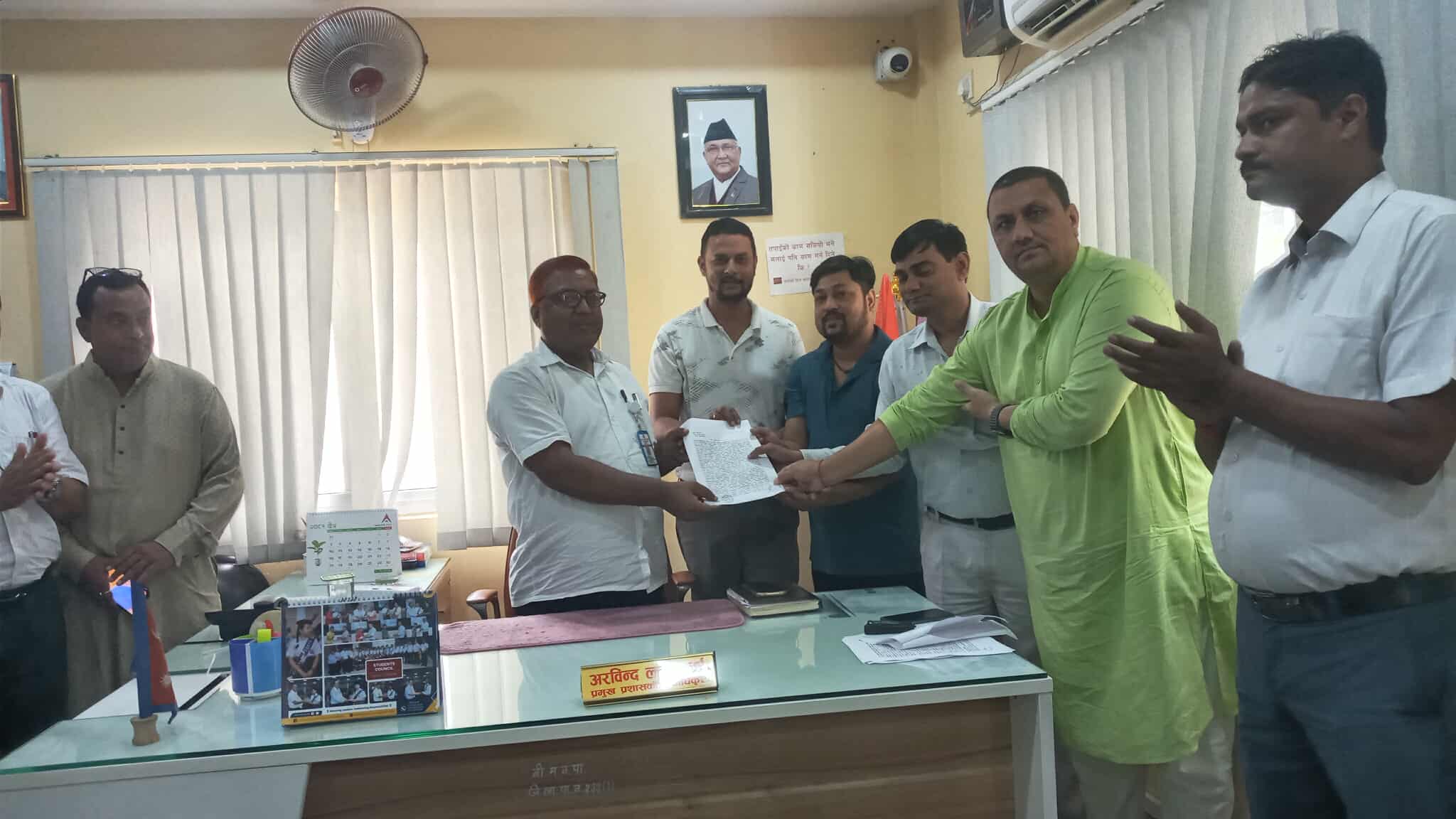 सरकारले शिक्षा विधेयकमा निजी बिधालयहरुमाथि अंकुश लगाउन खोज्यो,शिक्षा विधेयकमा आपत्ति प्याब्सनले महानगरपालिका सहित विभिन्न पालिकाहरुमा ज्ञापनपत्र