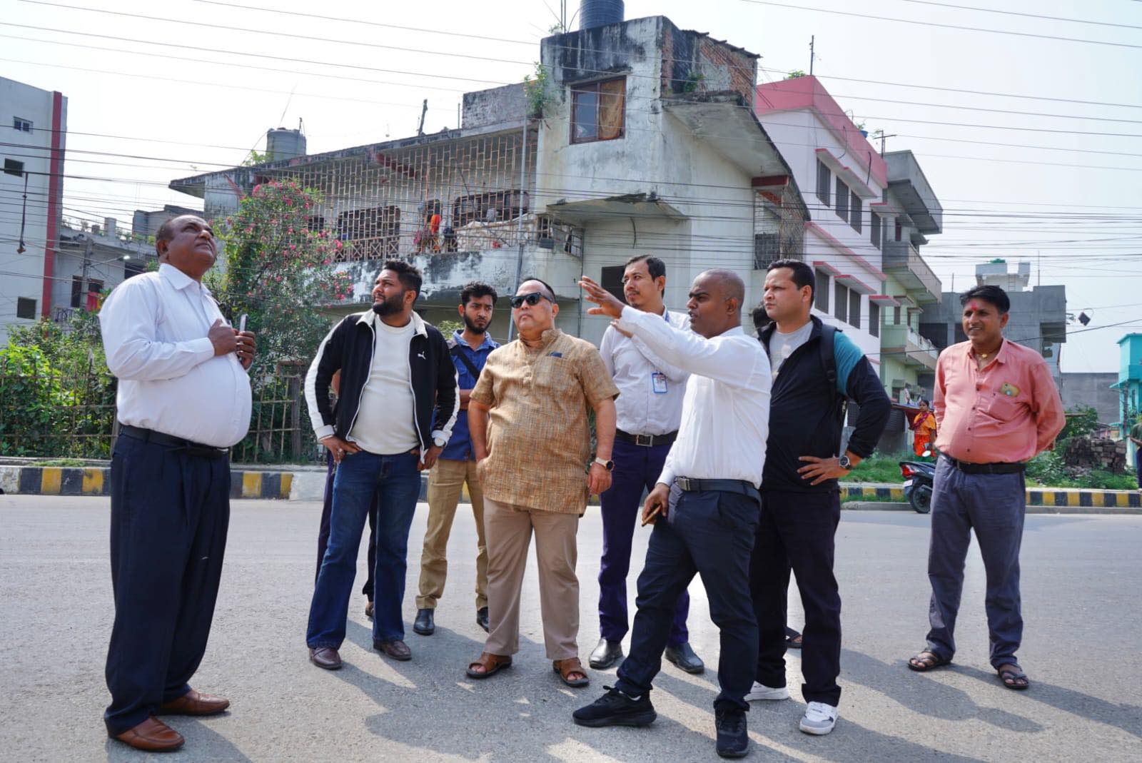 बीरगञ्जका बिग्रिएका सडक बत्तीहरूको मर्मत, नयाँ स्थानहरूमा जडान:  आधुनिक शहर बनाउन महत्वपूर्ण आधार भएको दाबी 