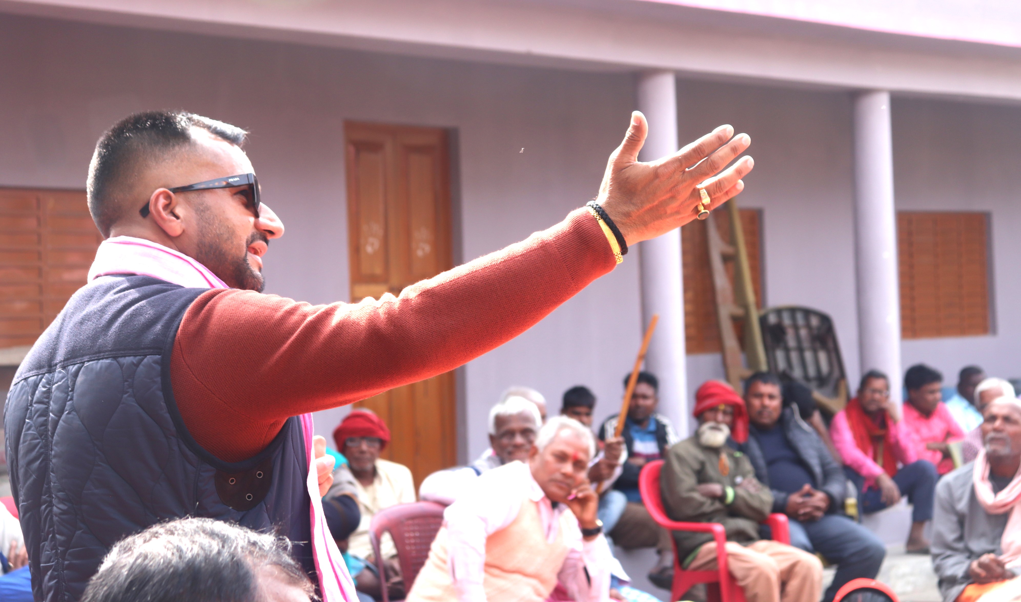 पर्सा–३ केन्द्रित एमालेको संगठन विस्तार: पकहाँमैनपुर र विन्दवासिनीका भेलाले चुनावी माहोल तात्यो