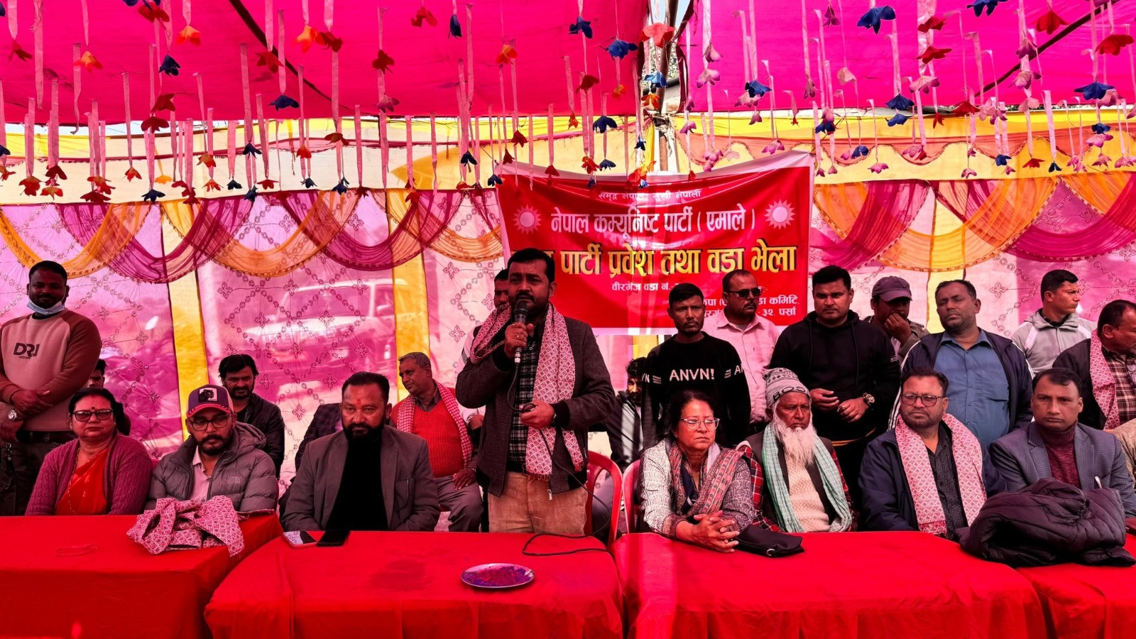 वीरगञ्जमा खानेपानीको हाहाकार हुँदा २४ घण्टाभित्रै बोरिङ गाड्ने काम सुरु गराएँ, घरघरमा पानी खुवाउने काम गरे :  पूर्व मन्त्री प्रदीप यादव