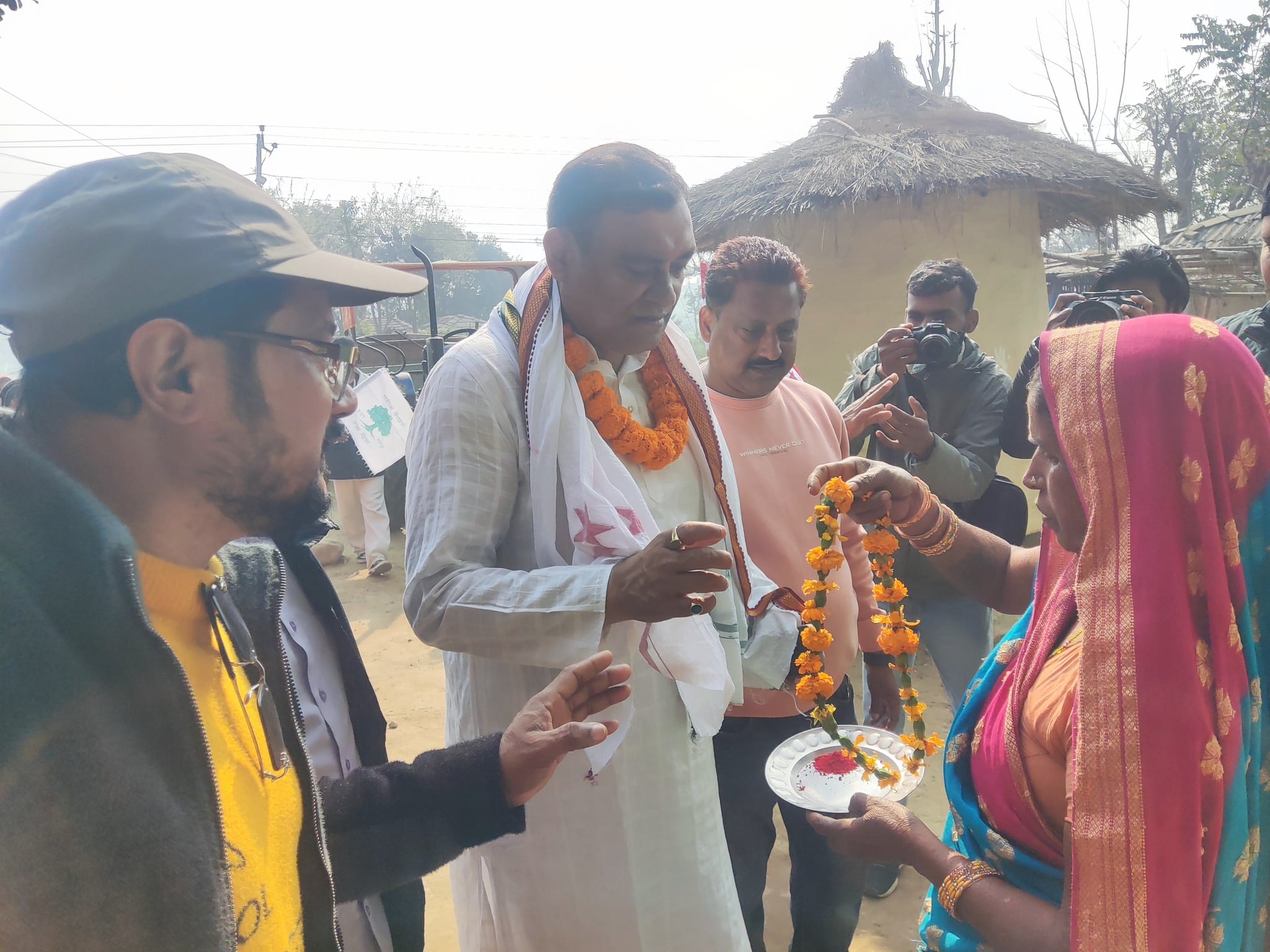 नवकाटोलामा जनताको आवाज सुन्दै उम्मेदवार अनील रुङटा : ‘मत मात्र होइन, विकासको भरोसा चाहिन्छ’